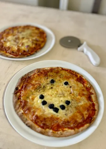 Nos Pizzas Rondes Artisanales sur Place ou à Emporter, Saint-Laurent-de-la-Salanque, La Boulangerie AG