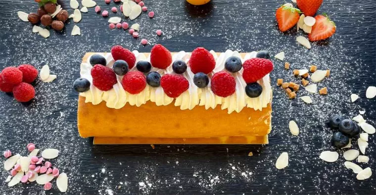 Où manger un bras de Vénus à la crème sur une terrasse ombragée ?, Saint-Laurent-de-la-Salanque, La Boulangerie AG